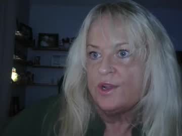 Helloimhunny Chaturbate stream image from October 01, 2025
