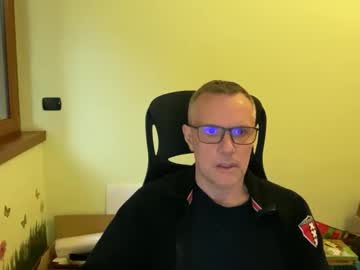 Niceshy_71 Chaturbate stream image from October 01, 2025