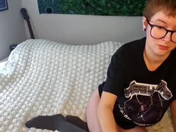 Brookie_Rae Chaturbate stream image from October 01, 2025