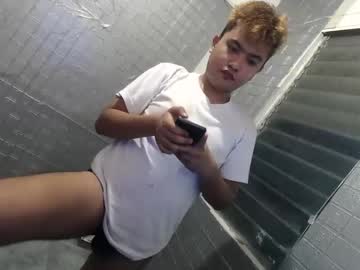 Xxhotloyd_Cummerx Chaturbate stream image from October 01, 2025
