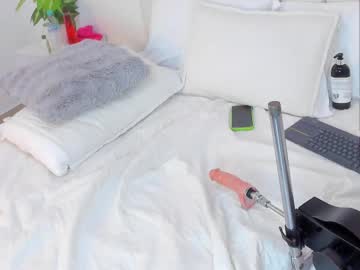 Dulce_Zuberi Chaturbate stream image from October 01, 2025