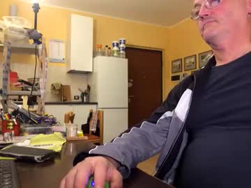 Giovanni_1964 Chaturbate stream image from October 01, 2025