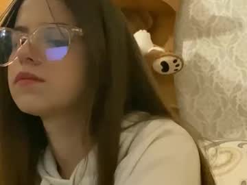 Karolina20000 Chaturbate stream image from October 01, 2025
