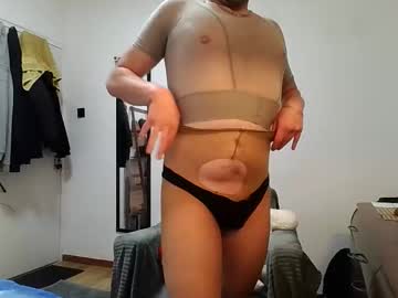 Nylonmann69 Chaturbate stream image from October 01, 2025