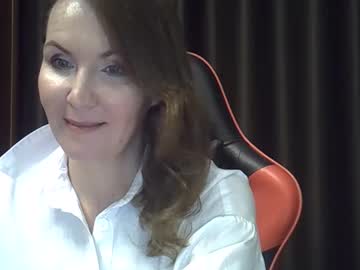 Taisialucky77 Chaturbate stream image from October 01, 2025