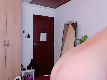 Saritabratz Chaturbate stream image from October 01, 2025