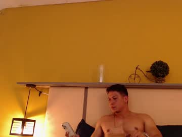 Tyronyx Chaturbate stream image from October 01, 2025