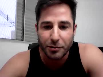 Vinirochadj Chaturbate stream image from October 01, 2025