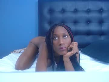 Innocent_Sexybaby Chaturbate stream image from October 01, 2025