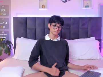 Phillicious_ Chaturbate stream image from October 01, 2025