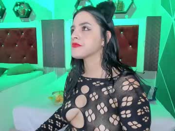 Zhararivas Chaturbate stream image from October 01, 2025
