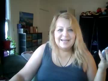 Rubygissing Chaturbate stream image from October 01, 2025