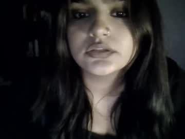 Sarah9937344 Chaturbate stream image from October 01, 2025