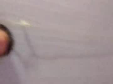 Kriskros2u Chaturbate stream image from October 02, 2025