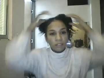 Soytumadanme1 Chaturbate stream image from October 02, 2025