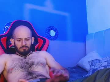 Toro_Franco2 Chaturbate stream image from October 02, 2025