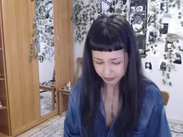 Wavy_Nights Chaturbate stream image from October 02, 2025