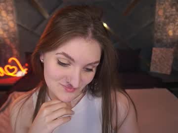 Emmycharm Chaturbate stream image from October 02, 2025