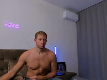 Marc105100 Chaturbate stream image from October 02, 2025