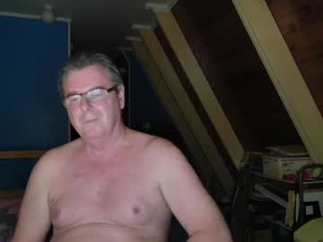 Finderfiner Chaturbate stream image from October 02, 2025