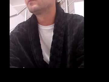 Junkiecouple Chaturbate stream image from October 02, 2025