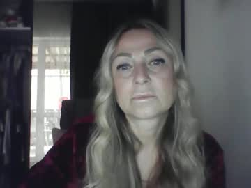 Blondkitti Chaturbate stream image from October 02, 2025
