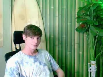 Whiteboyinasia Chaturbate stream image from October 02, 2025