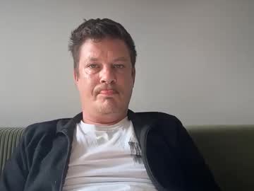 Asteros75000 Chaturbate stream image from October 02, 2025
