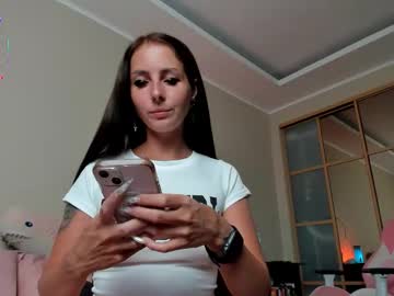 Yaraliebe Chaturbate stream image from October 02, 2025
