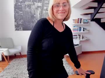 Janeturner Chaturbate stream image from October 02, 2025