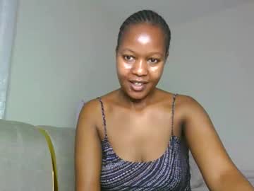 Annabelle_Doll8 Chaturbate stream image from October 02, 2025