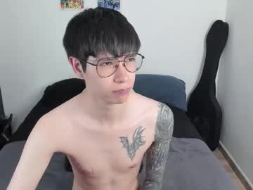 Andy_Twiink Chaturbate stream image from October 02, 2025