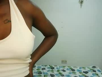 Sexydavinah Chaturbate stream image from October 02, 2025