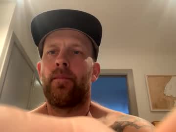 Wetjohny Chaturbate stream image from October 02, 2025