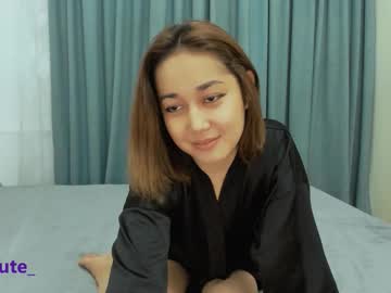 Elly_Cute_ Chaturbate stream image from October 02, 2025