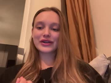 Juicy_Angels Chaturbate stream image from October 02, 2025