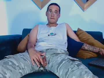 Colecruz Chaturbate stream image from October 02, 2025