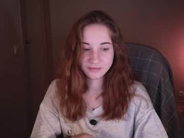 Little_Pretty_Woman Chaturbate stream image from October 02, 2025