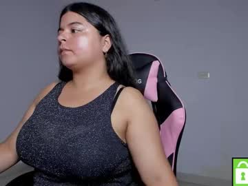 Little_Shaara Chaturbate stream image from October 02, 2025