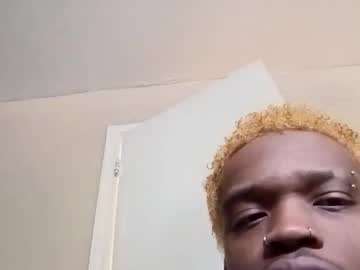 Monkeybombr Chaturbate stream image from October 02, 2025