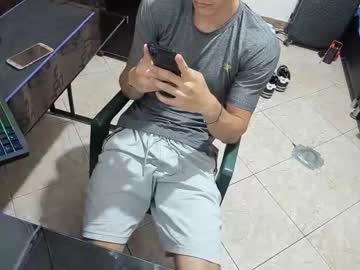 Corey_Live Chaturbate stream image from October 02, 2025
