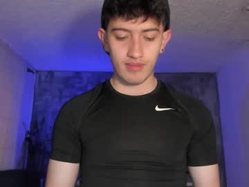 Skyrid3r Chaturbate stream image from October 02, 2025