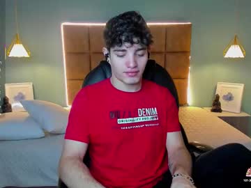 Alejootwink Chaturbate stream image from October 03, 2025