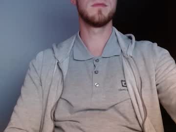 Hornygaren Chaturbate stream image from October 03, 2025