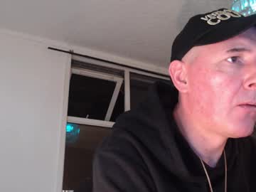Dillonmoss Chaturbate stream image from October 03, 2025
