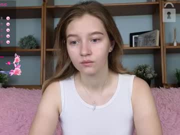 Ksuhesa Chaturbate stream image from October 03, 2025