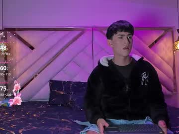 Hootboyss Chaturbate stream image from October 03, 2025