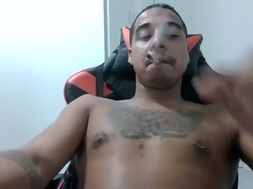 Juninholeke Chaturbate stream image from October 03, 2025