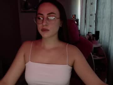 Darleneblair Chaturbate stream image from October 03, 2025