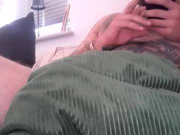 Lecker8 Chaturbate stream image from October 03, 2025